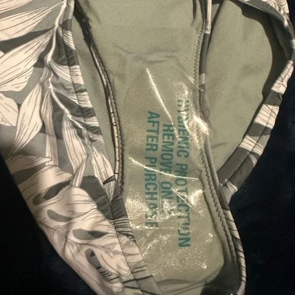 NWOT Seafolly Copacabana Tie Front One Piece size 6 us